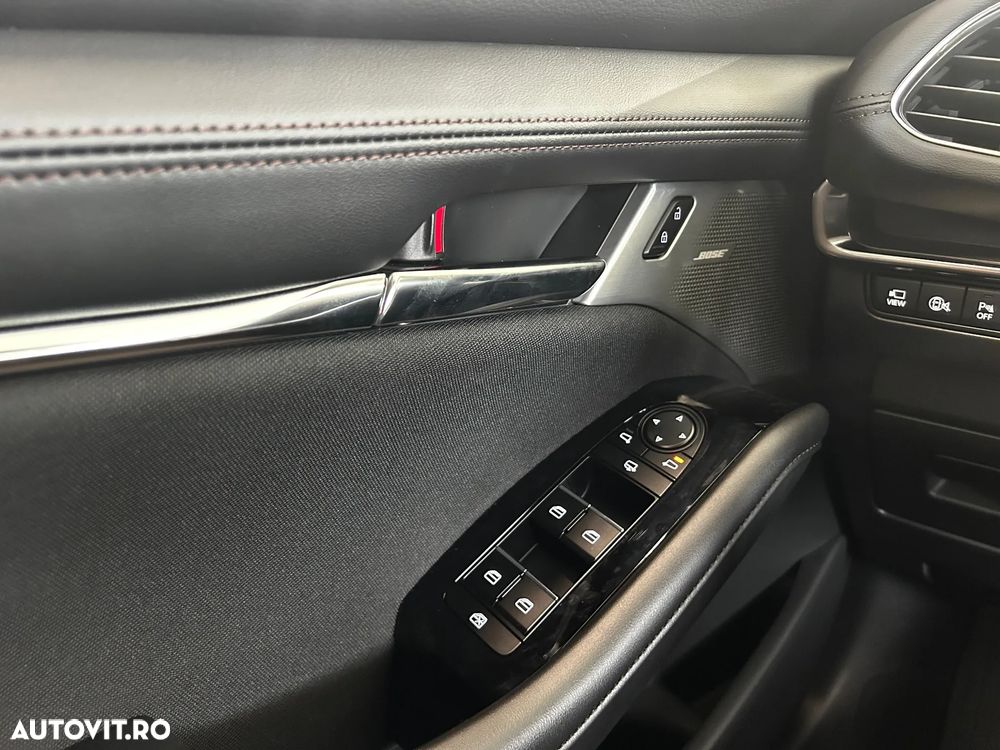 Mazda 3 e-Skyactiv X186 AT MHEV Exclusive-Line - 10