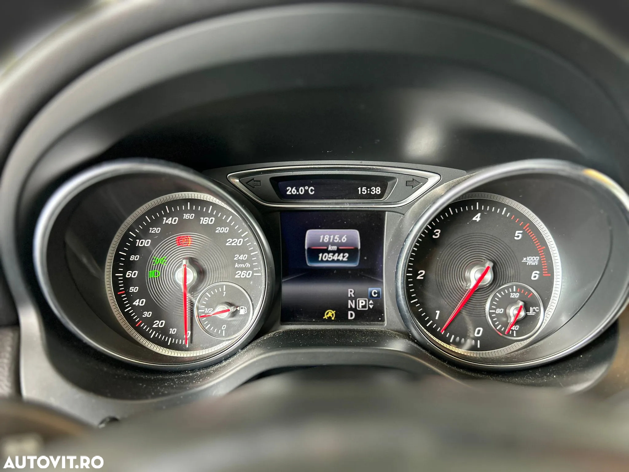 Mercedes-Benz GLA 200 (CDI) d 4Matic 7G-DCT Urban - 15