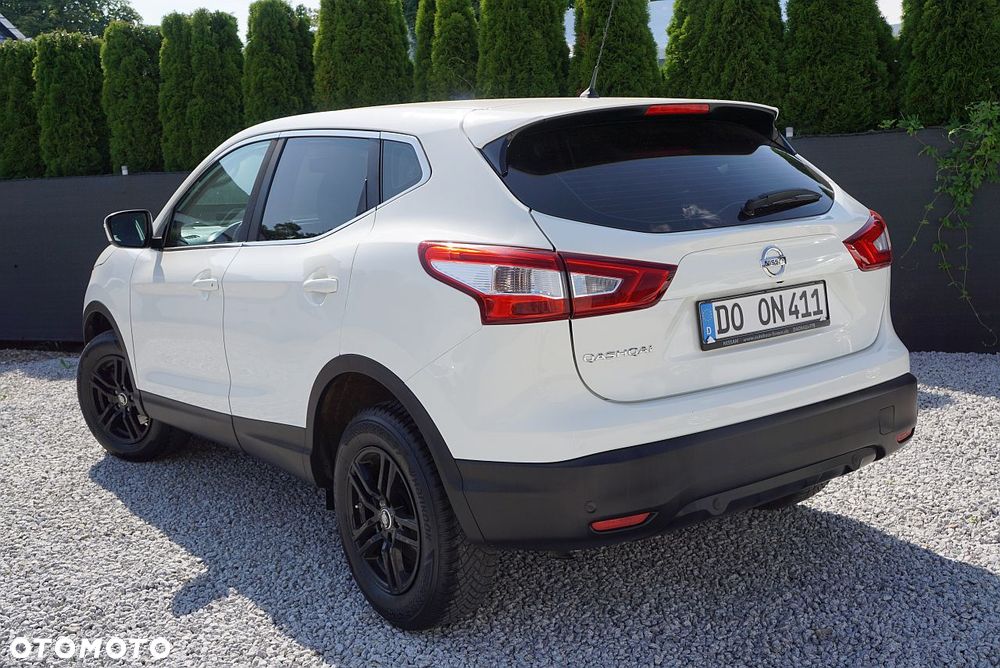 Nissan Qashqai 1.2 DIG-T N-Connecta - 6