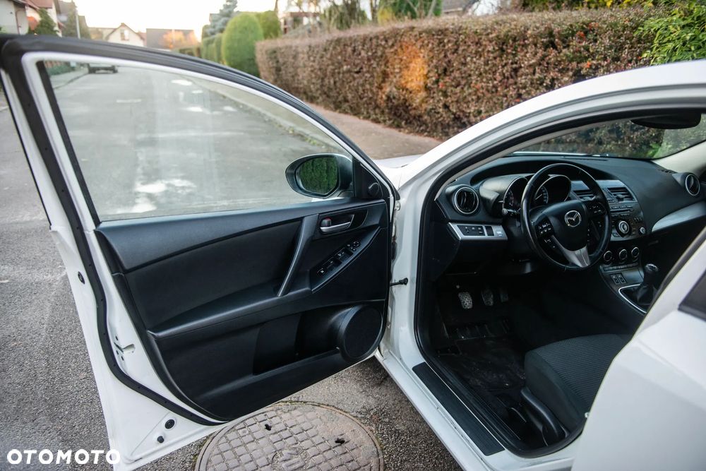 Mazda 3 2.0 Sport Active - 16