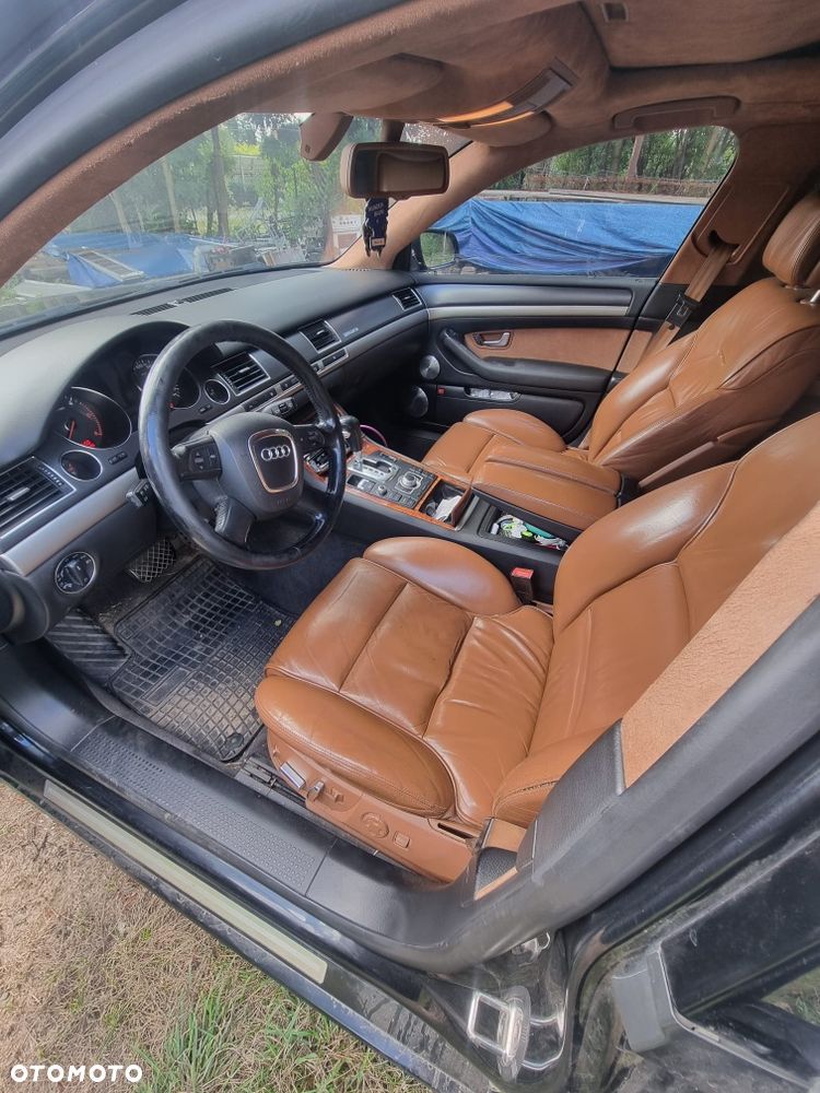 Audi A8 - 2