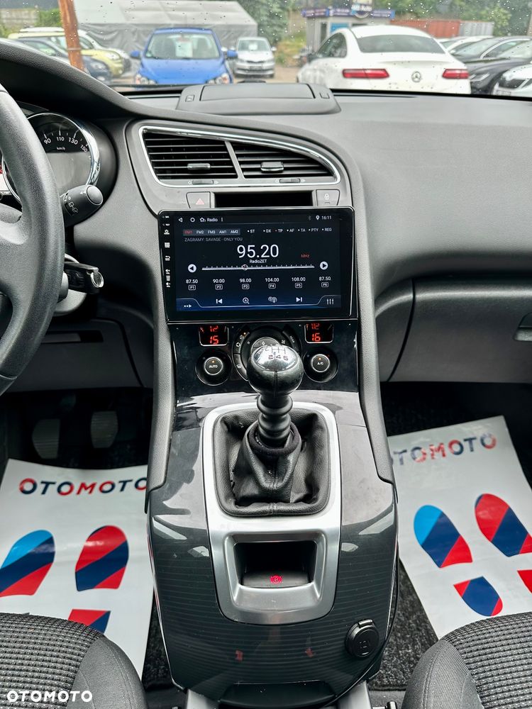 Peugeot 5008 1.6 HDi Style 7os - 16