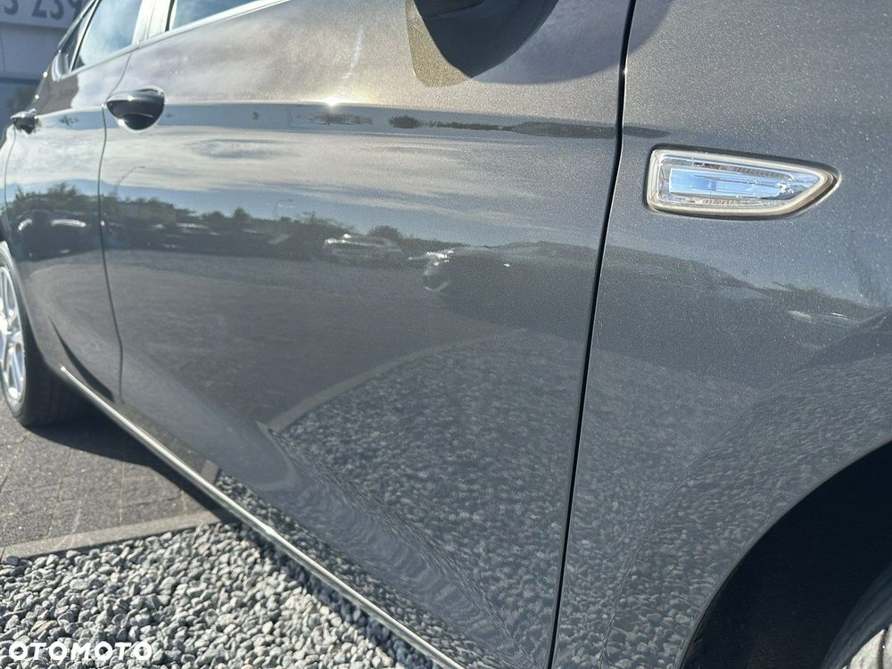 Opel Astra - 32