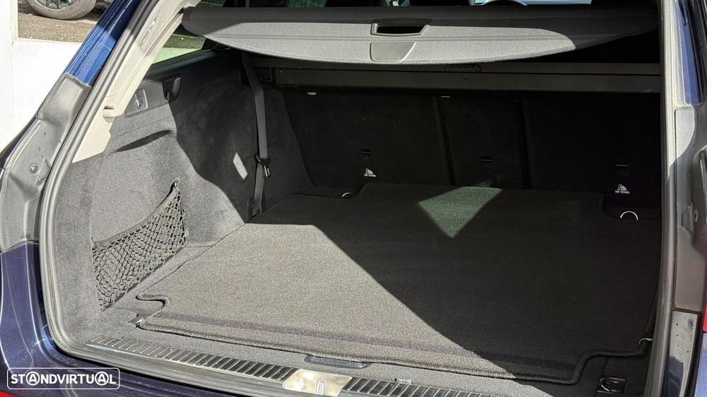 Mercedes-Benz E 220 d Avantgarde - 7