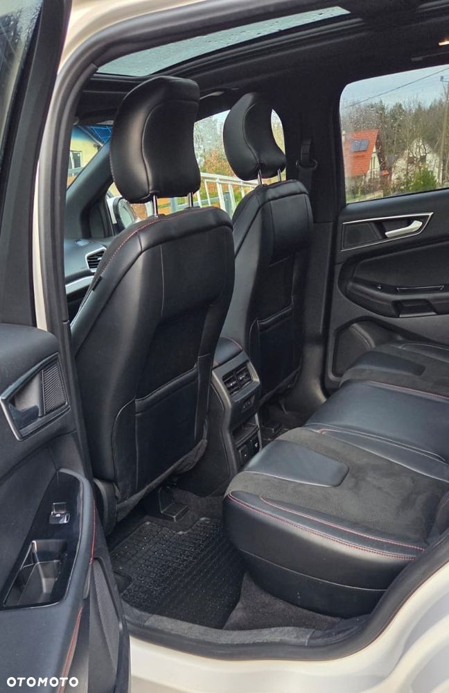 Ford Edge 2.0 EcoBlue Twin-Turbo 4WD ST-Line - 14