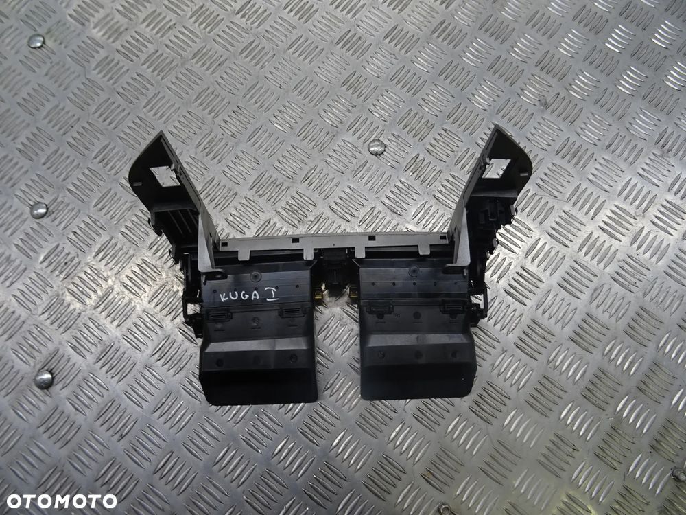 FORD KUGA MK1 08-13 2.0 TDCI 140KM RAMKA RADIA NAWIGACJI PANEL DESKI KRATKI NAWIEWU - 4