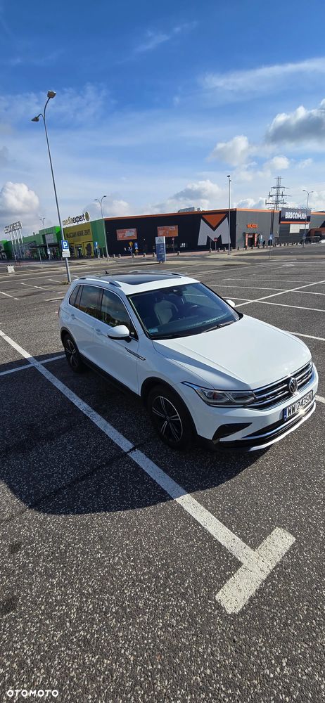 Volkswagen Tiguan - 19