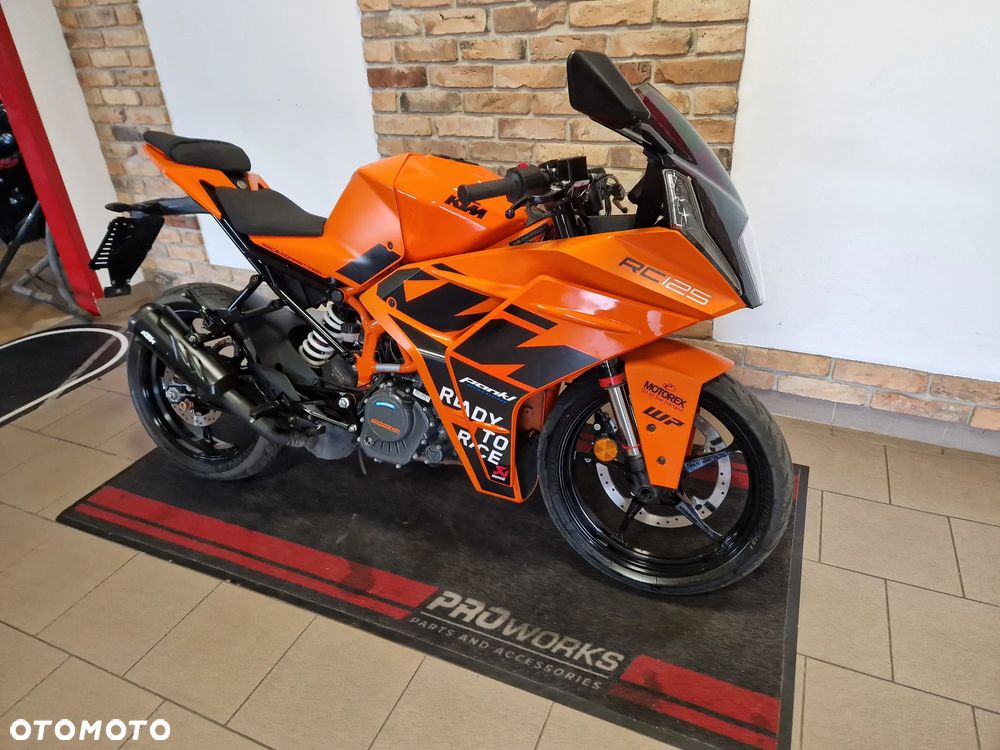KTM RC 125 - 4
