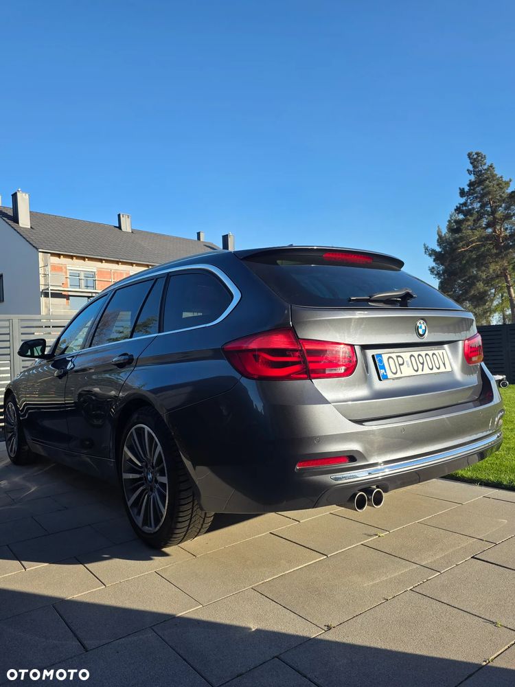 BMW Seria 3 320i xDrive Luxury Line - 3