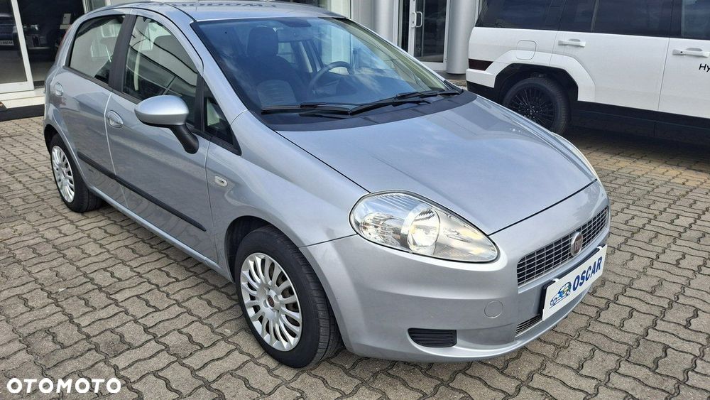 Fiat Grande Punto - 2