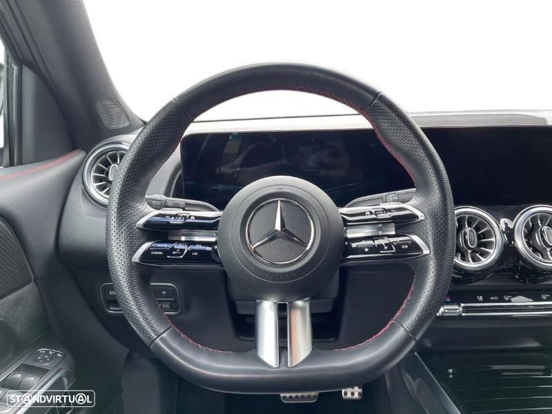 Mercedes-Benz GLB 180 d AMG Line - 13