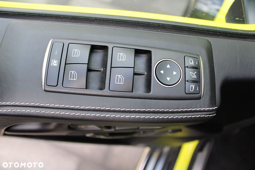 Mercedes-Benz Klasa G 500 4x4(2) - 17