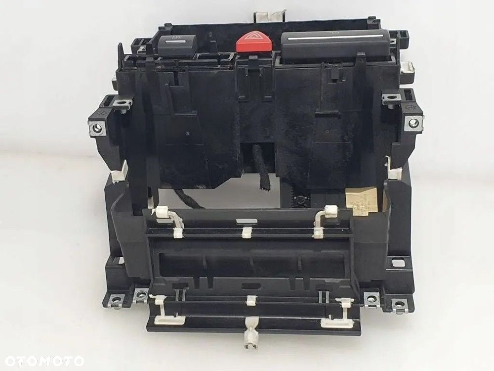 Audi A3 S3 8P 2006 LIFT KOSZ 2DIN WIZYTOWNIK AWARYJNE ESP 8P0941561D - 9