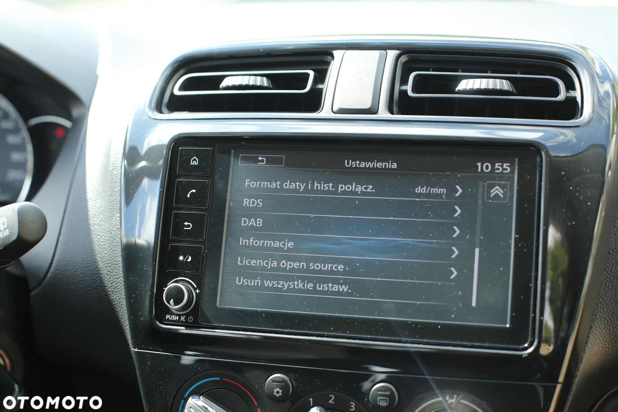 Mitsubishi Space Star 1.2 AS&G Intense - 30