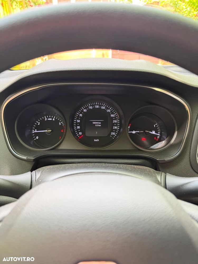 Renault Megane TCE GPF Zen - 15