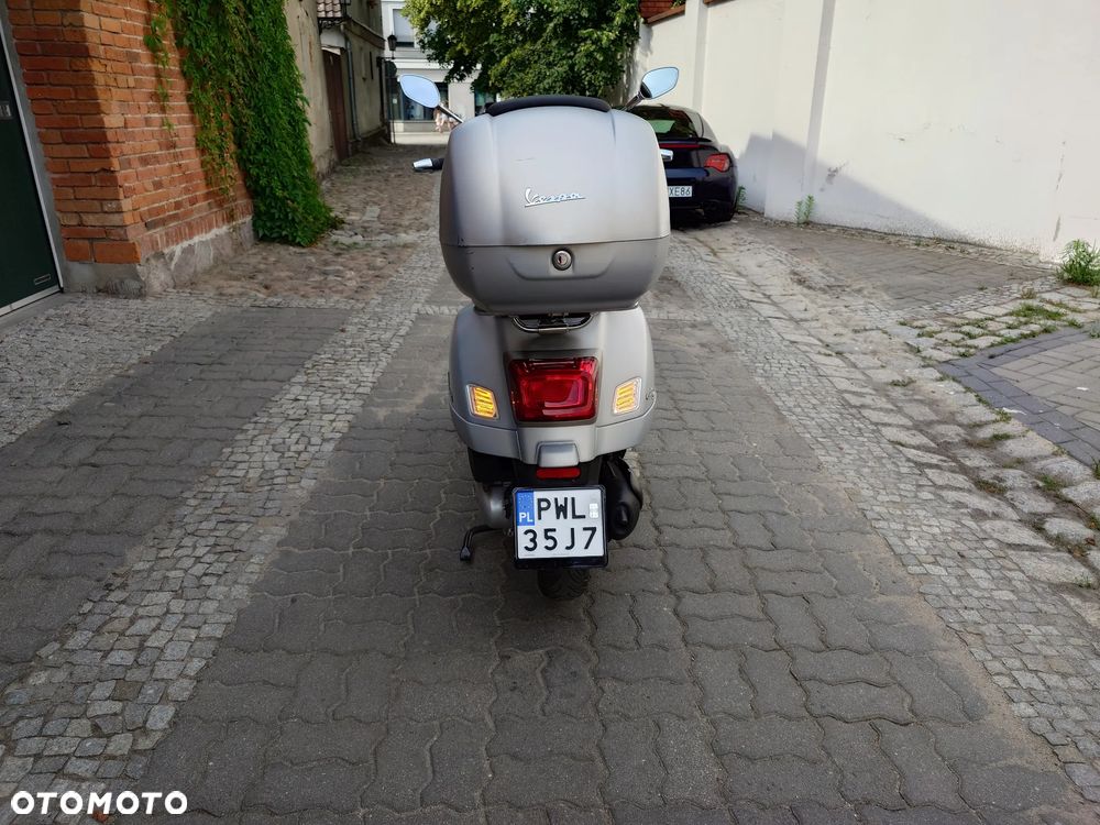 Piaggio Vespa - 8
