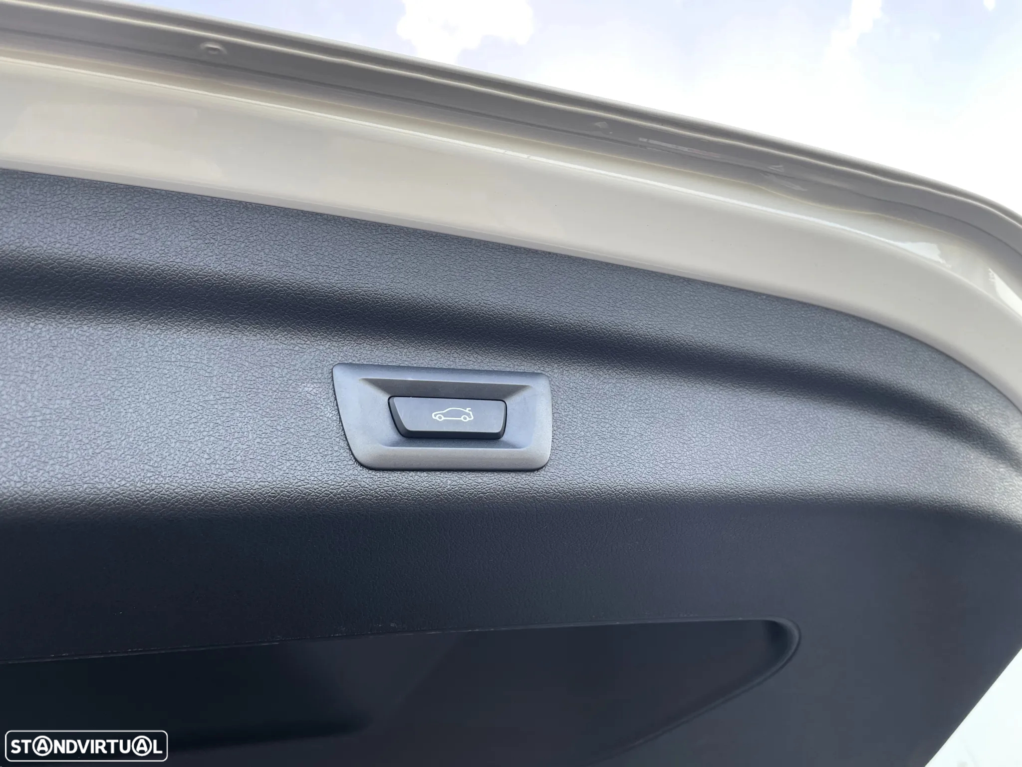 BMW 225xe Active Tourer e xDrive - 19