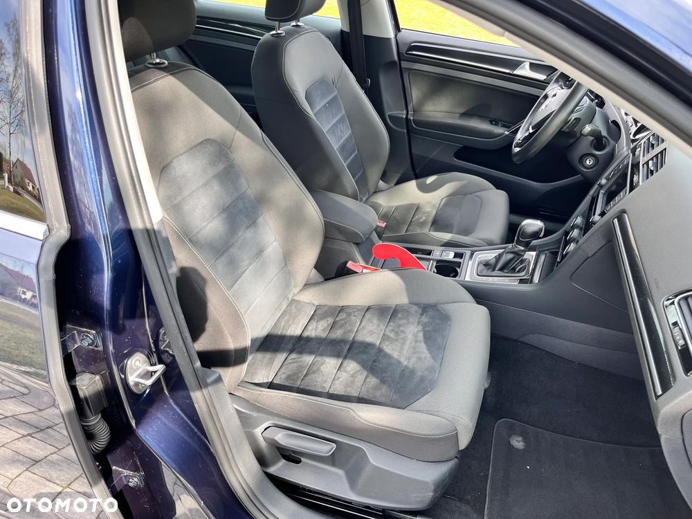 Volkswagen Golf 2.0 TDI BlueMotion Technology DSG Highline - 13