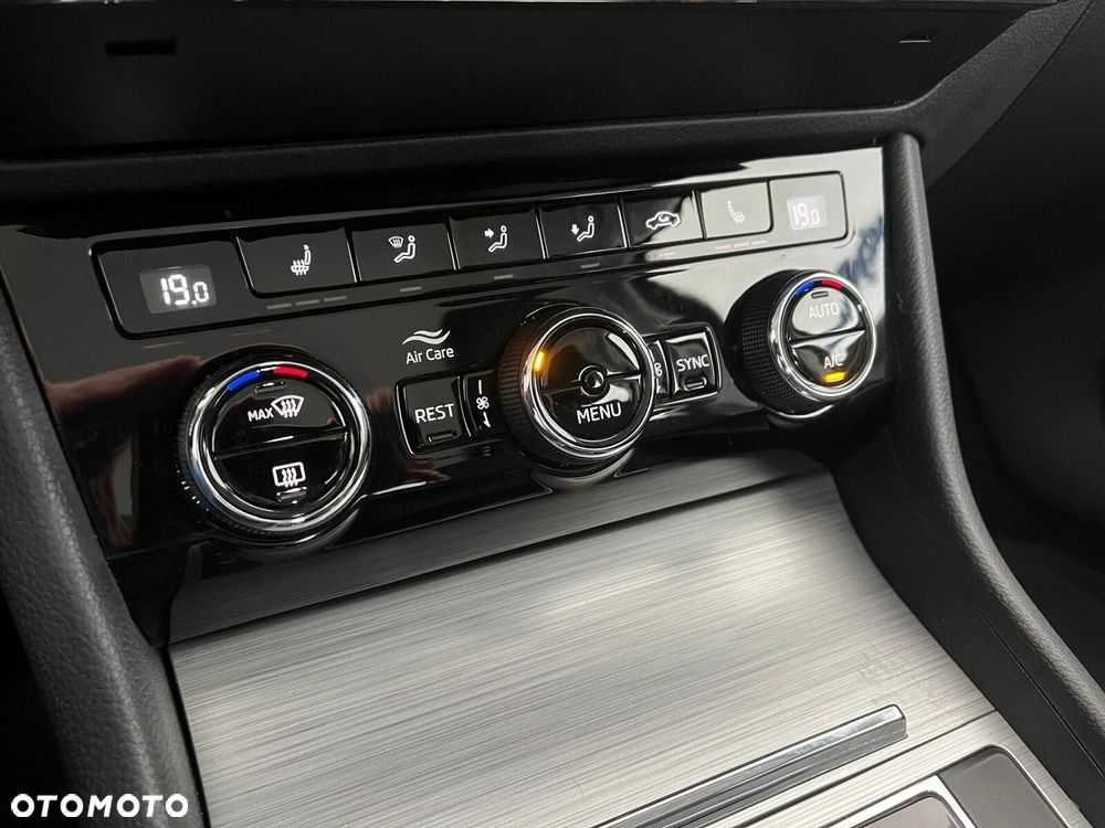 Skoda Superb 1.5 TSI ACT Ambition DSG - 30