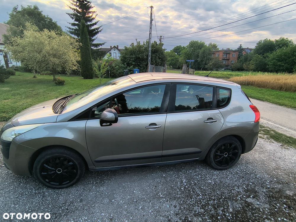 Peugeot 3008 1.6 Active - 2