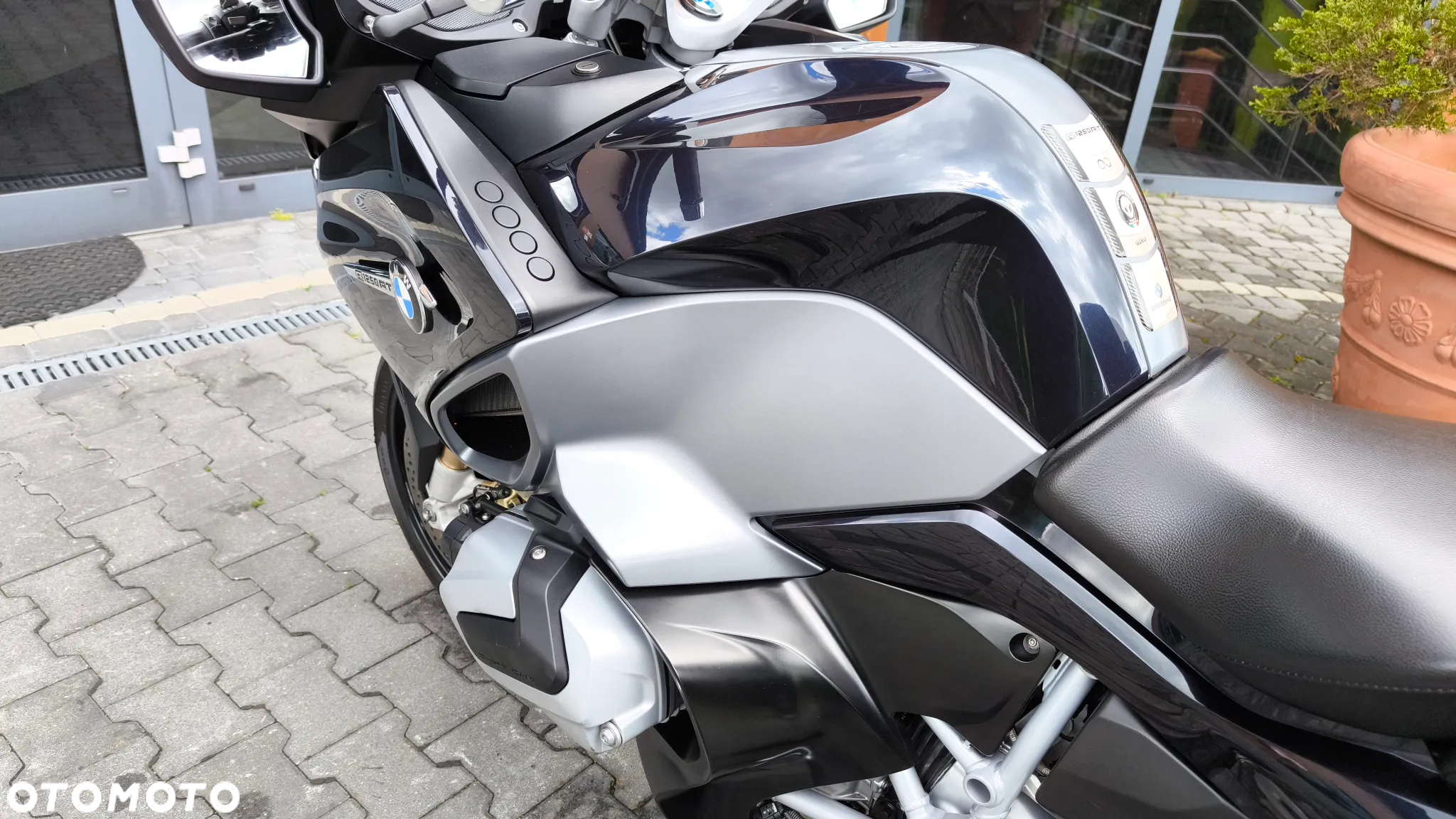 BMW RT - 18