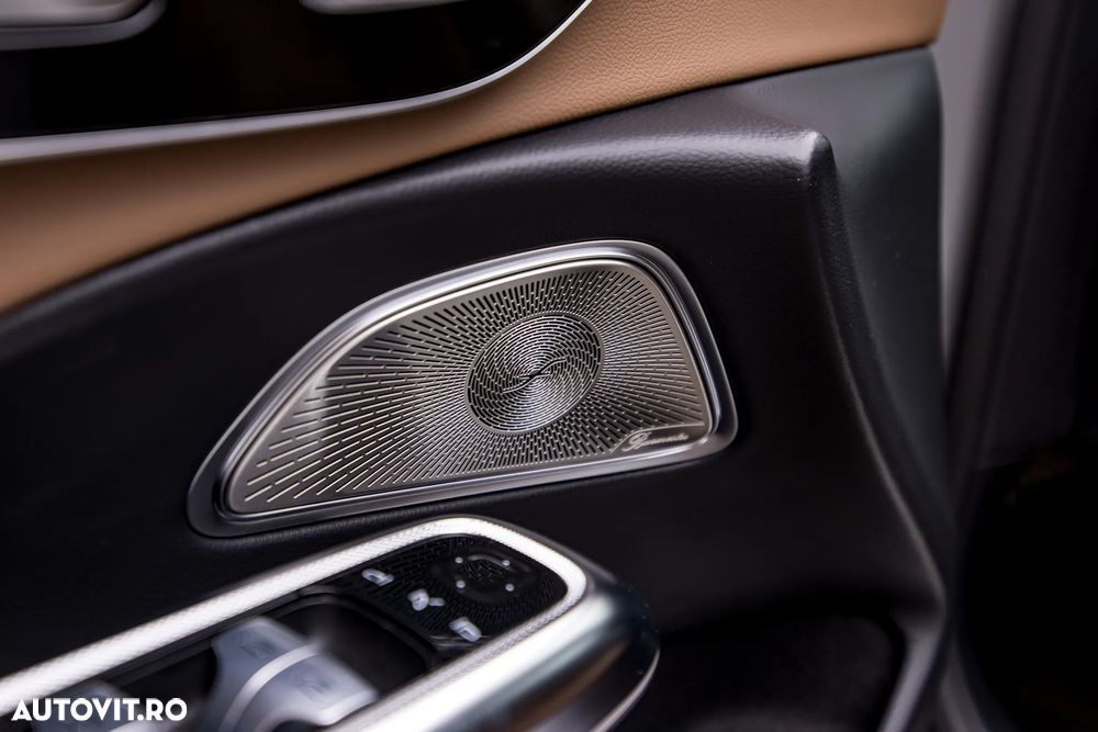 Mercedes-Benz E - 19