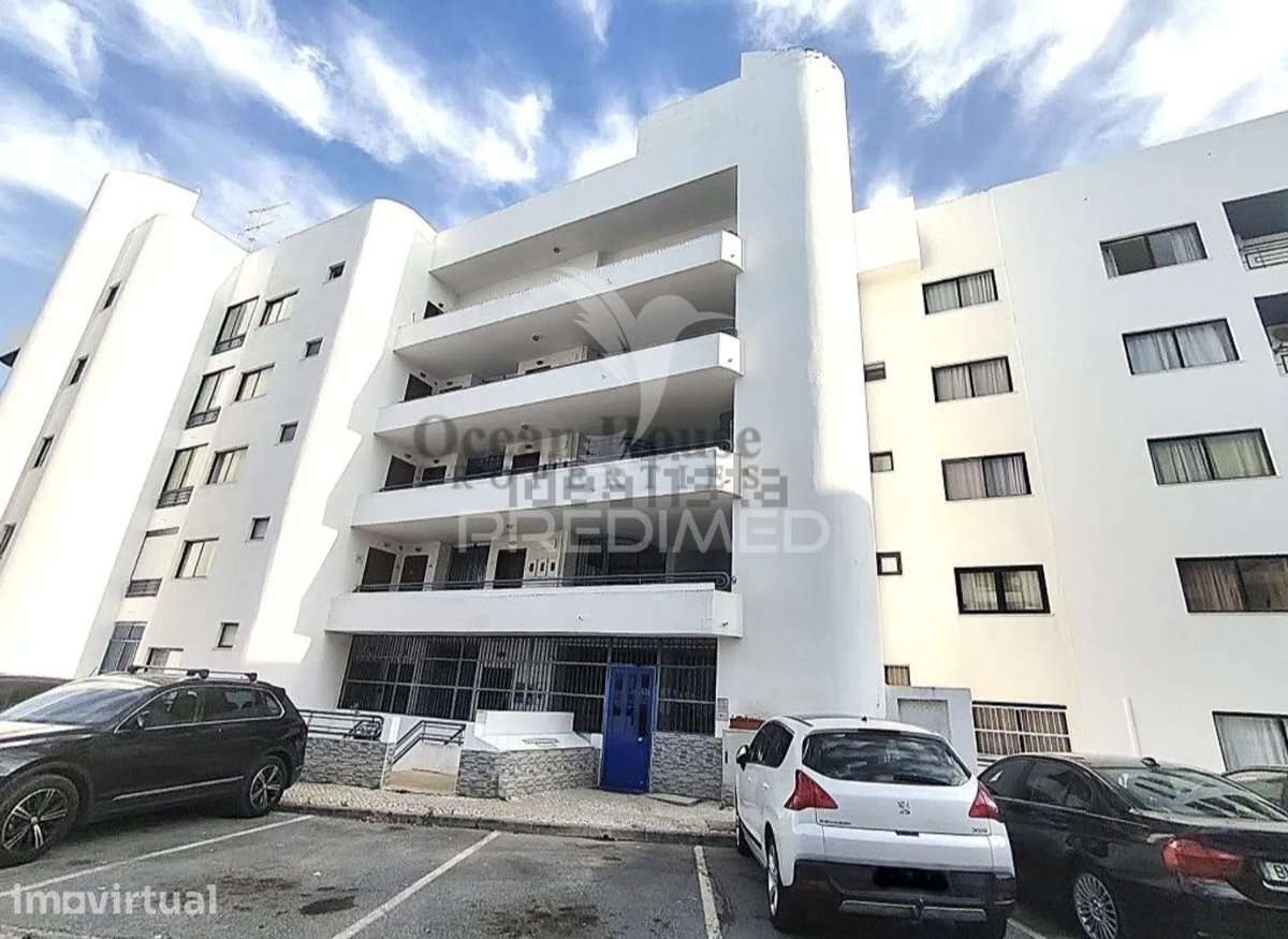 Apartamento T1 localisado 200 m da praia -renovado e mobiliado. - Grande imagem: 2/9