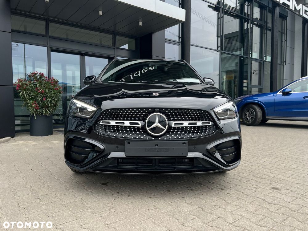 Mercedes-Benz GLA - 6