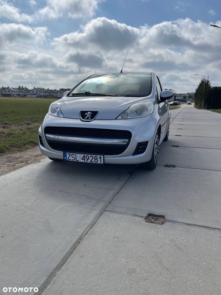 Peugeot 107 1.0 Happy - 2