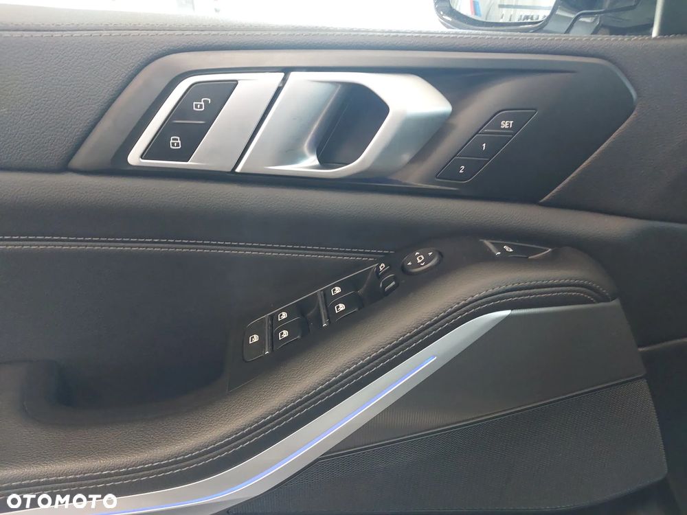 BMW X5 xDrive25d xLine - 15