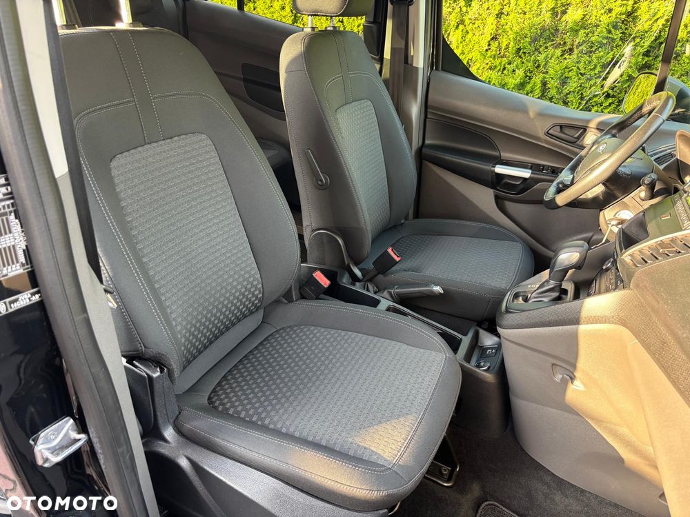 Ford Tourneo Connect Grand - 19