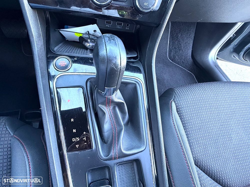 SEAT Leon 2.0 TSI DSG OPF FR - 8