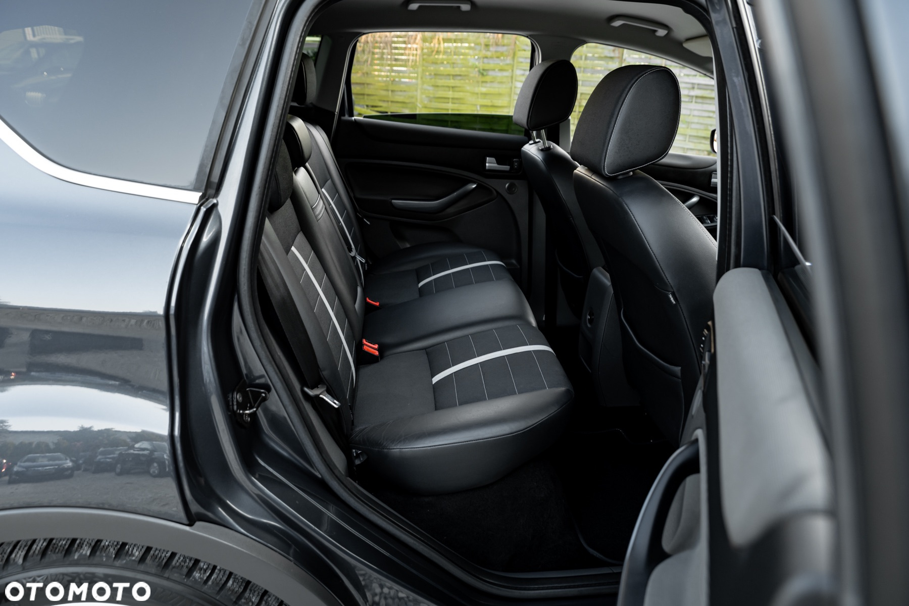 Ford Kuga 2.5 Titanium - 23