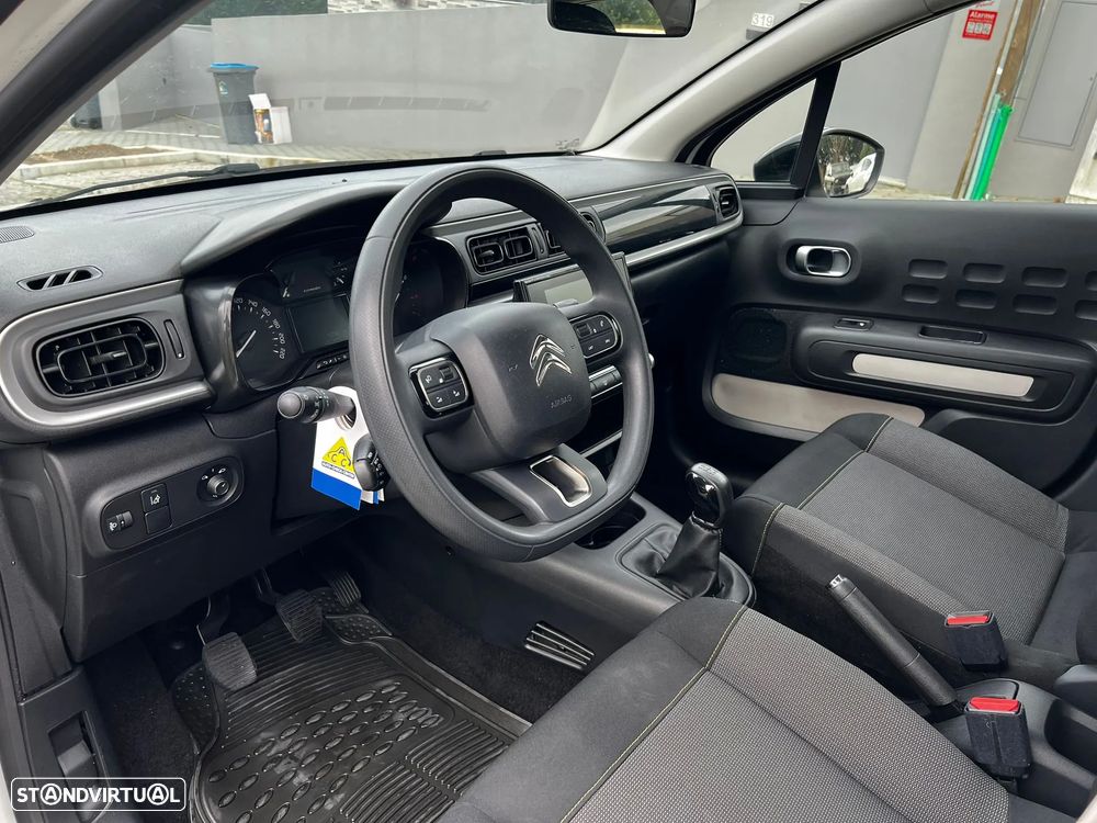 Citroën C3 1.2 PureTech Shine - 10