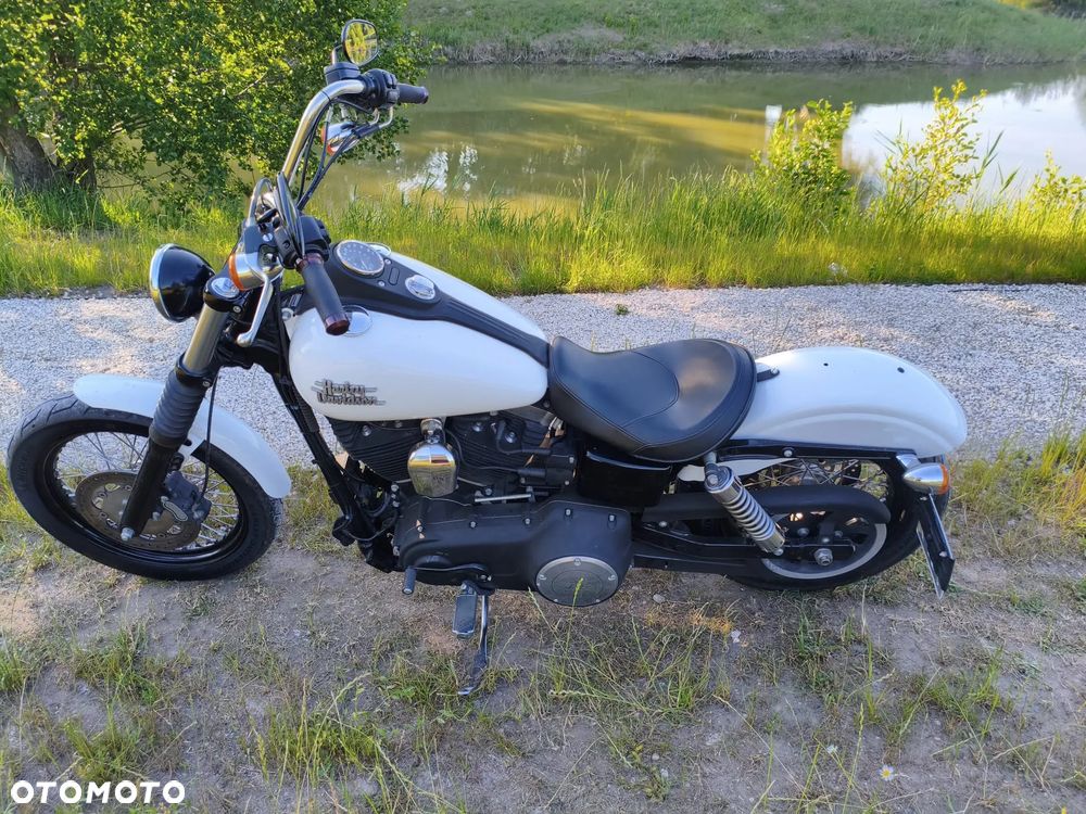 Harley-Davidson Dyna Street Bob - 9