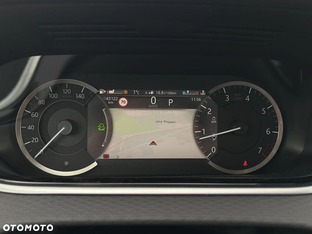 Land Rover Range Rover Evoque - 32