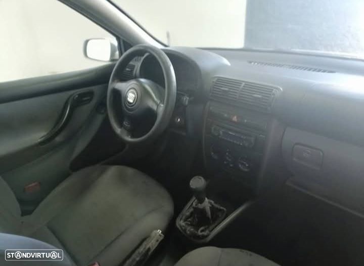 SEAT Leon 1.4 16V Confort - 7