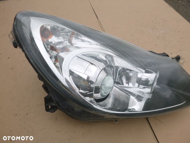 LAMPA PRAWY PRZÓD PRAWA PRZEDNIA OPEL CORSA D 06-11 - 9