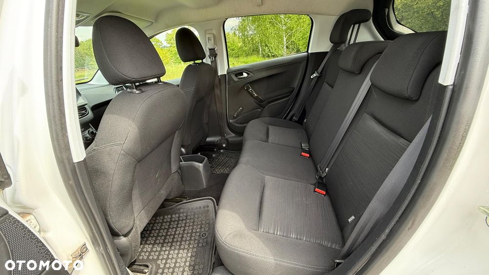 Peugeot 208 1.4 HDi Active - 10