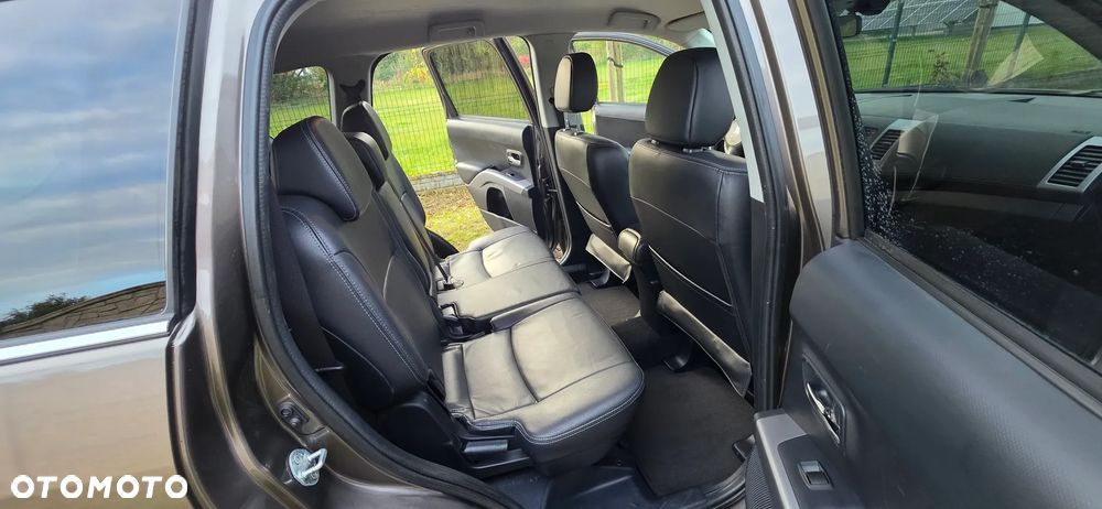 Peugeot 4007 - 18