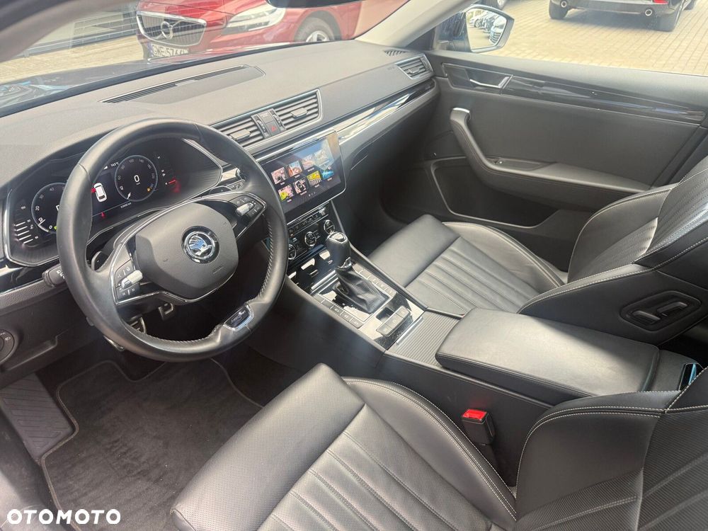 Skoda Superb 2.0 TSI 4x4 L&K DSG - 11