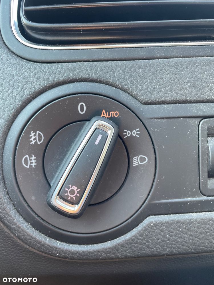 Volkswagen Polo 1.2 TSI (Blue Motion Technology) DSG Comfortline - 14