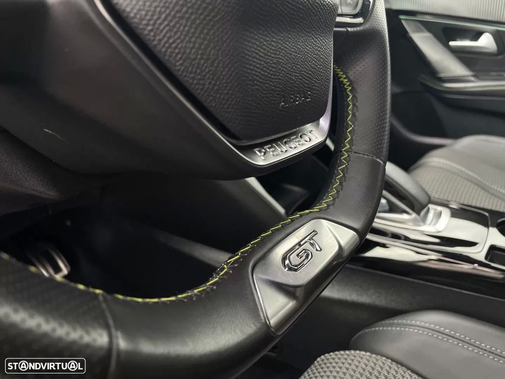 Peugeot e-208 GT Pack - 39