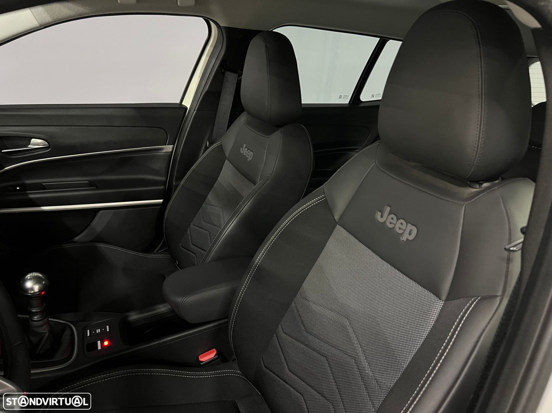 Jeep Avenger 1.2 GSE T3 Altitude - 15