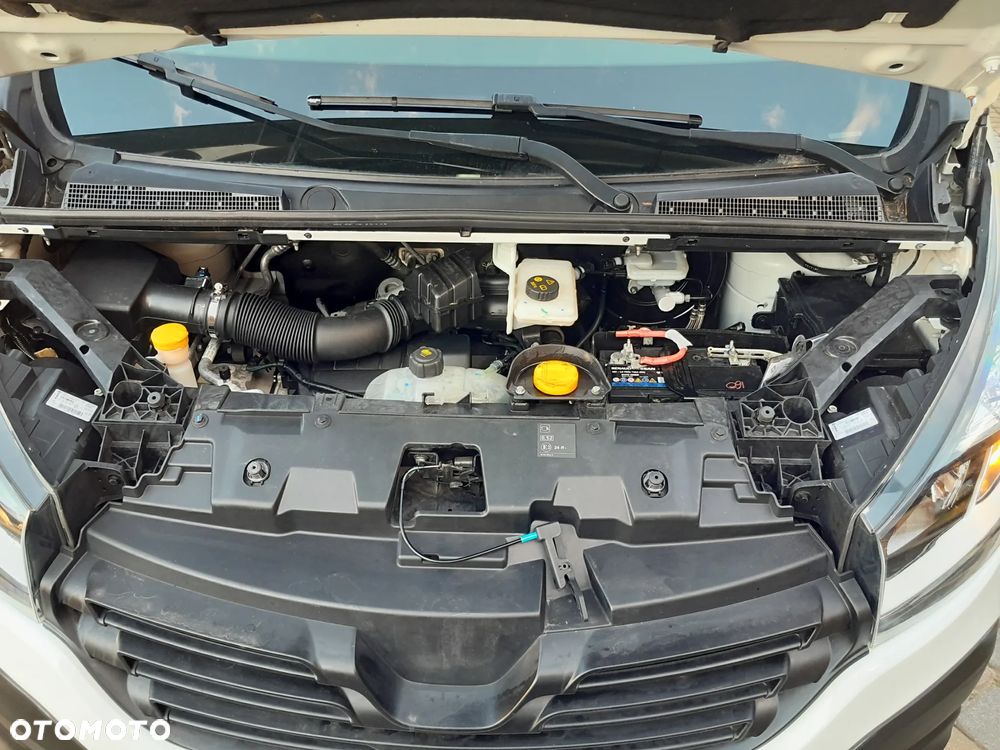Renault TRAFIC - 16