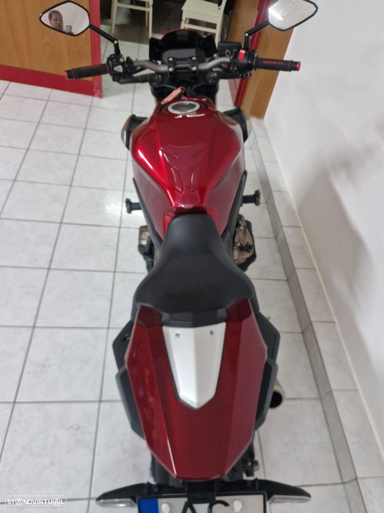 Honda CB 650R  Possível Financiamento - 11