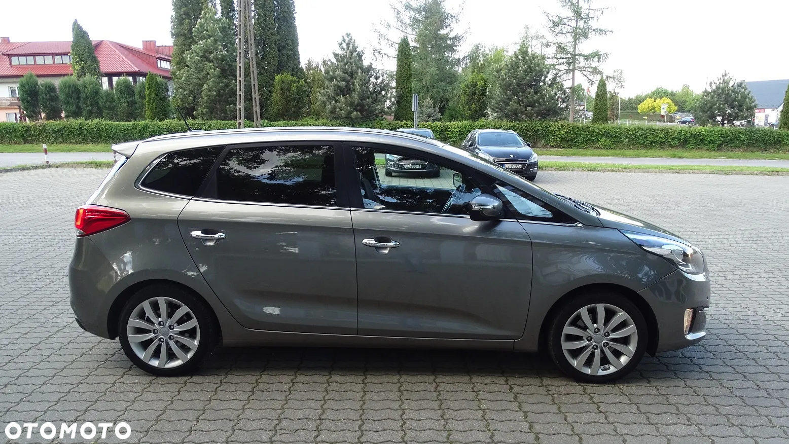 Kia Carens 1.7 CRDi M 7os - 6