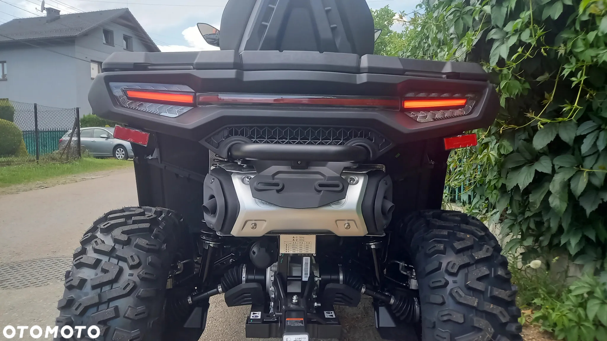 CFMoto CForce - 8