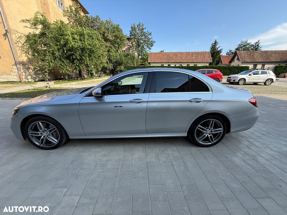 Mercedes-Benz E 300 Aut. - 2