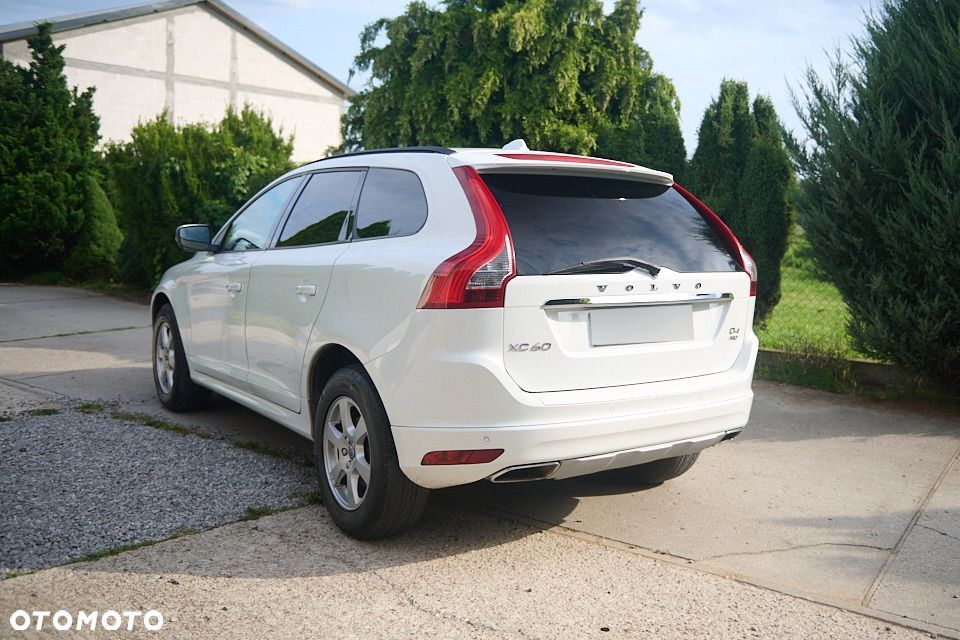 Volvo XC 60 D4 AWD Kinetic - 14